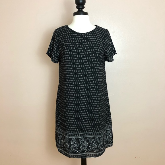 Black Floral Print Short Sleeve Dress - Picture 3 of 8